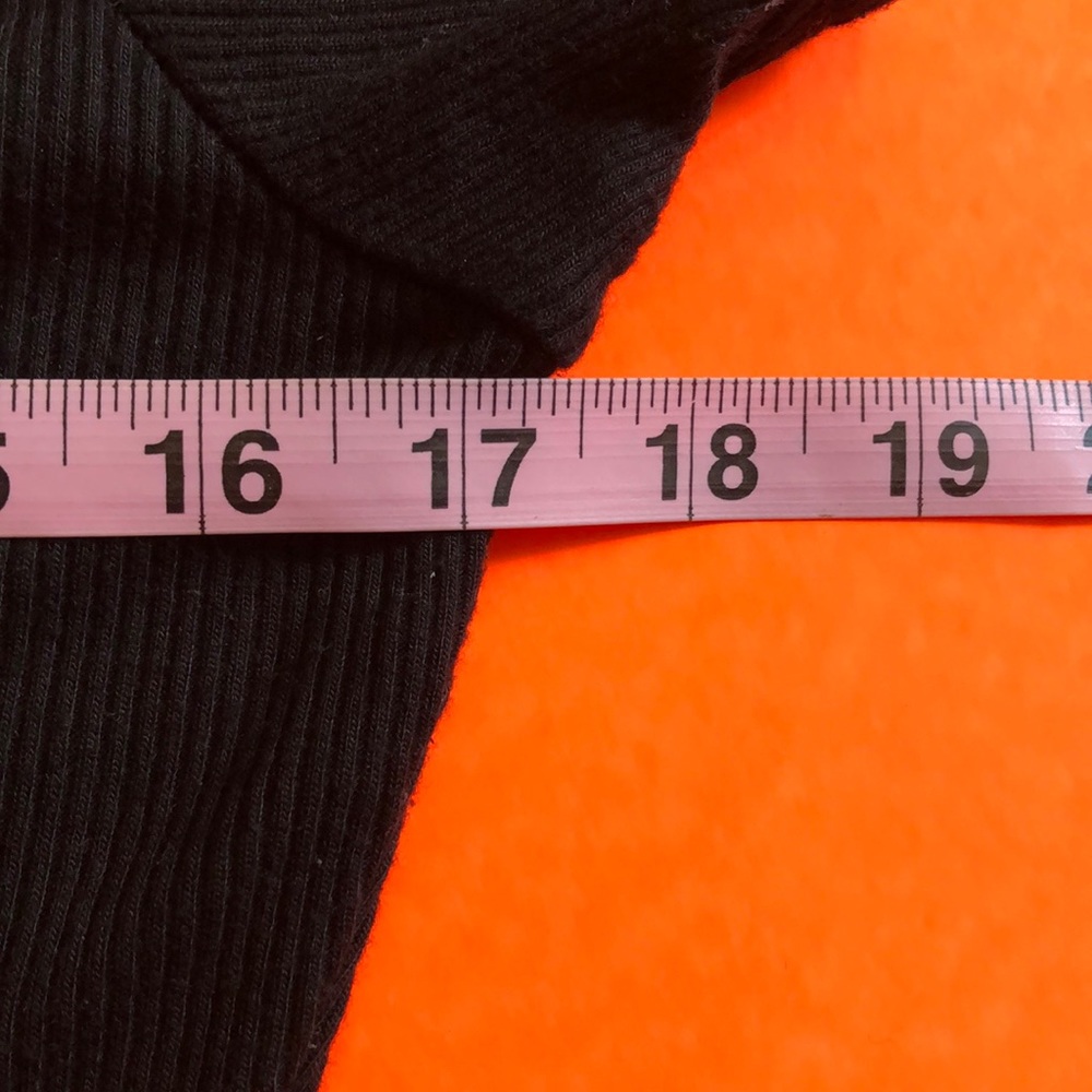 L’AGENCE short-sleeve knit T-shirt - Picture 5 of 5
